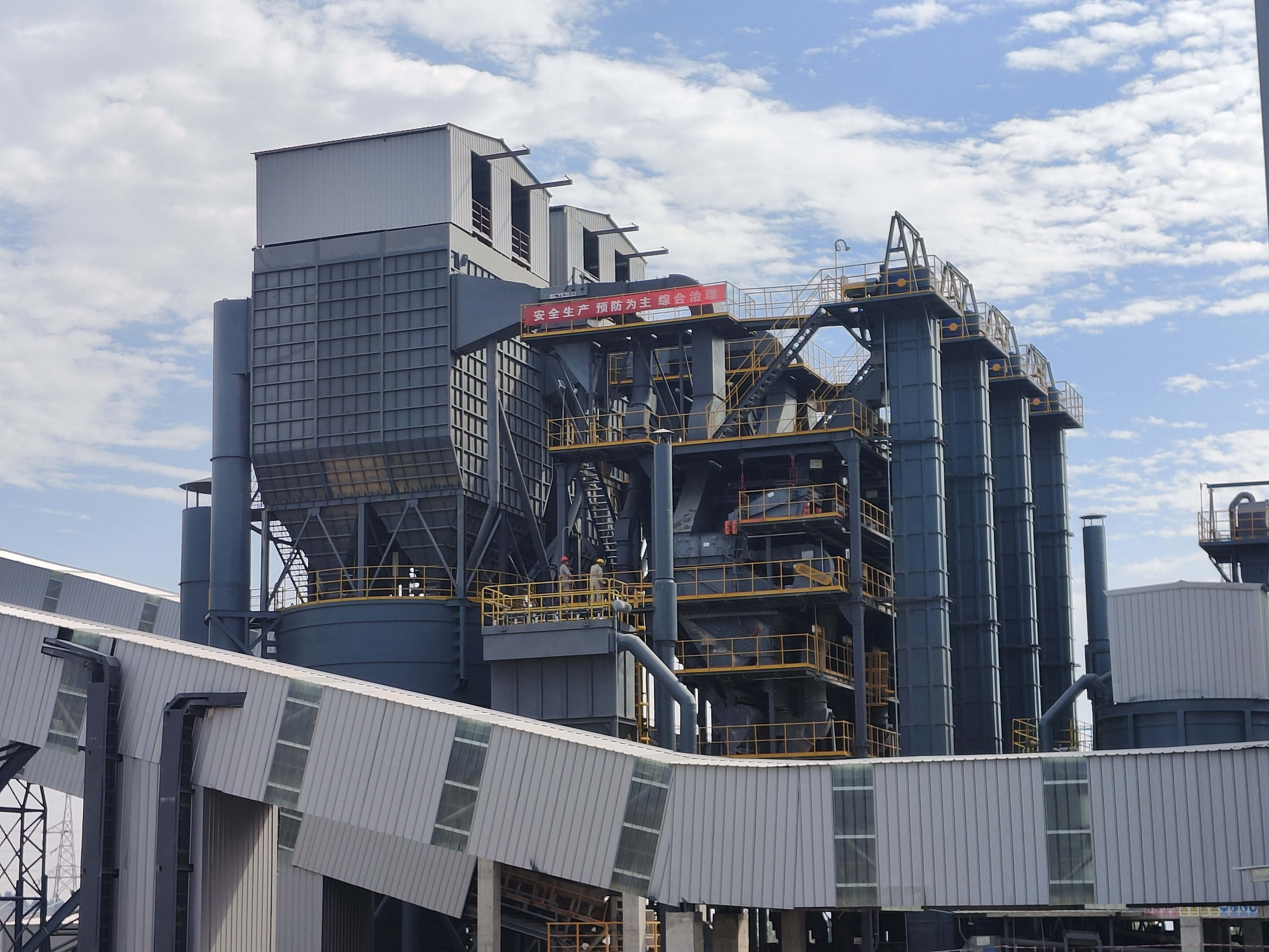 28項大型基礎建設工程獲批，制砂樓助力企業(yè)提高砂石品質(zhì)